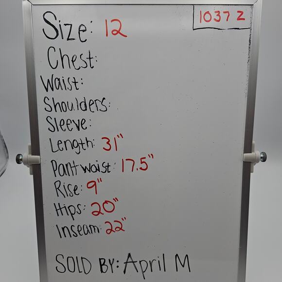 Lila Ryan Womans size 12 Jase Slim Straight Pedal Pusher Cropped Navy Pants NWOT - Picture 9 of 9